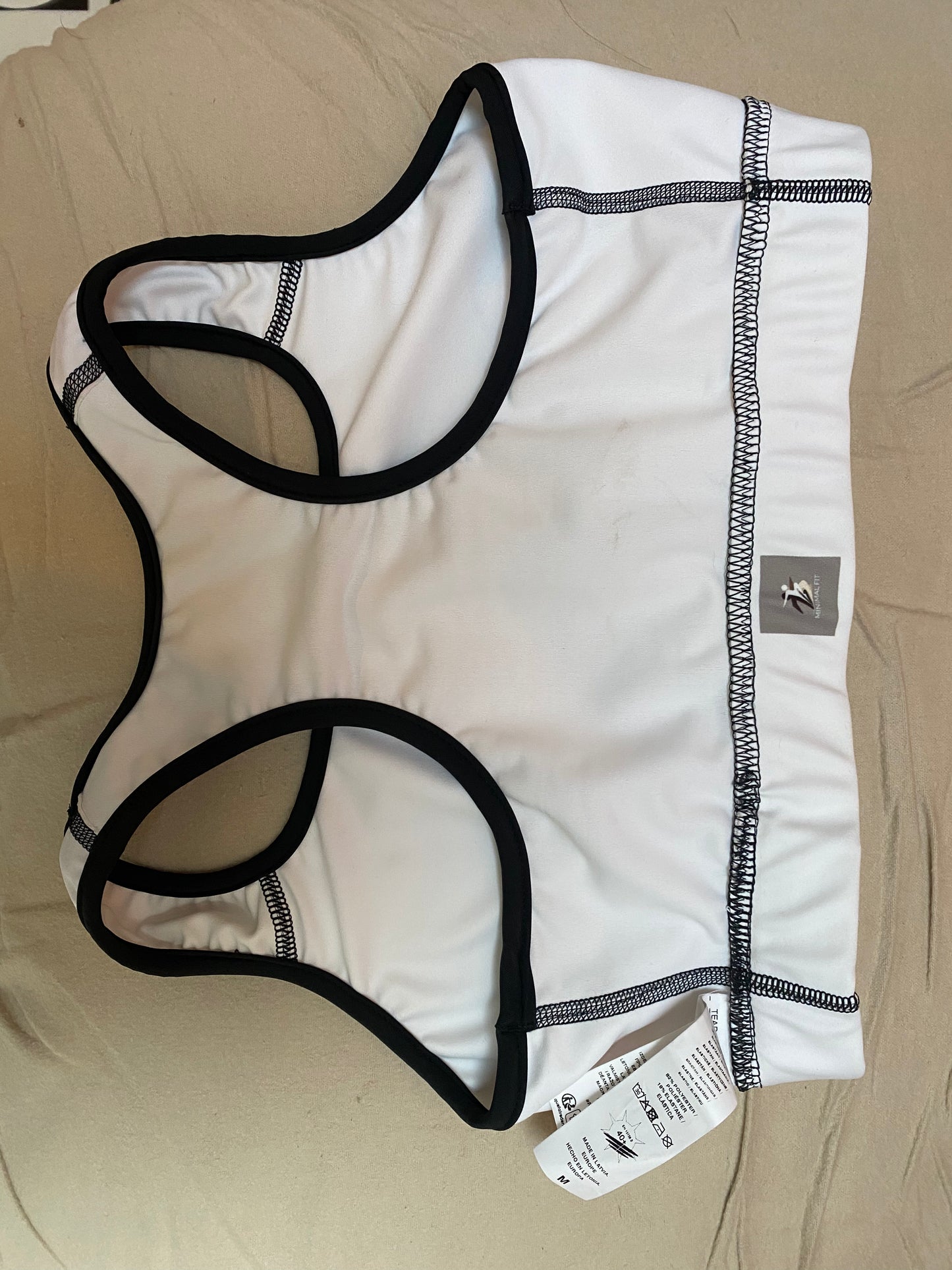 Supportive and Comfortable Sports Bra – Get Back into Sports Without Discomfort